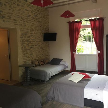 Domaine De La Palombe Guest House Villiers-Fossard Екстериор снимка