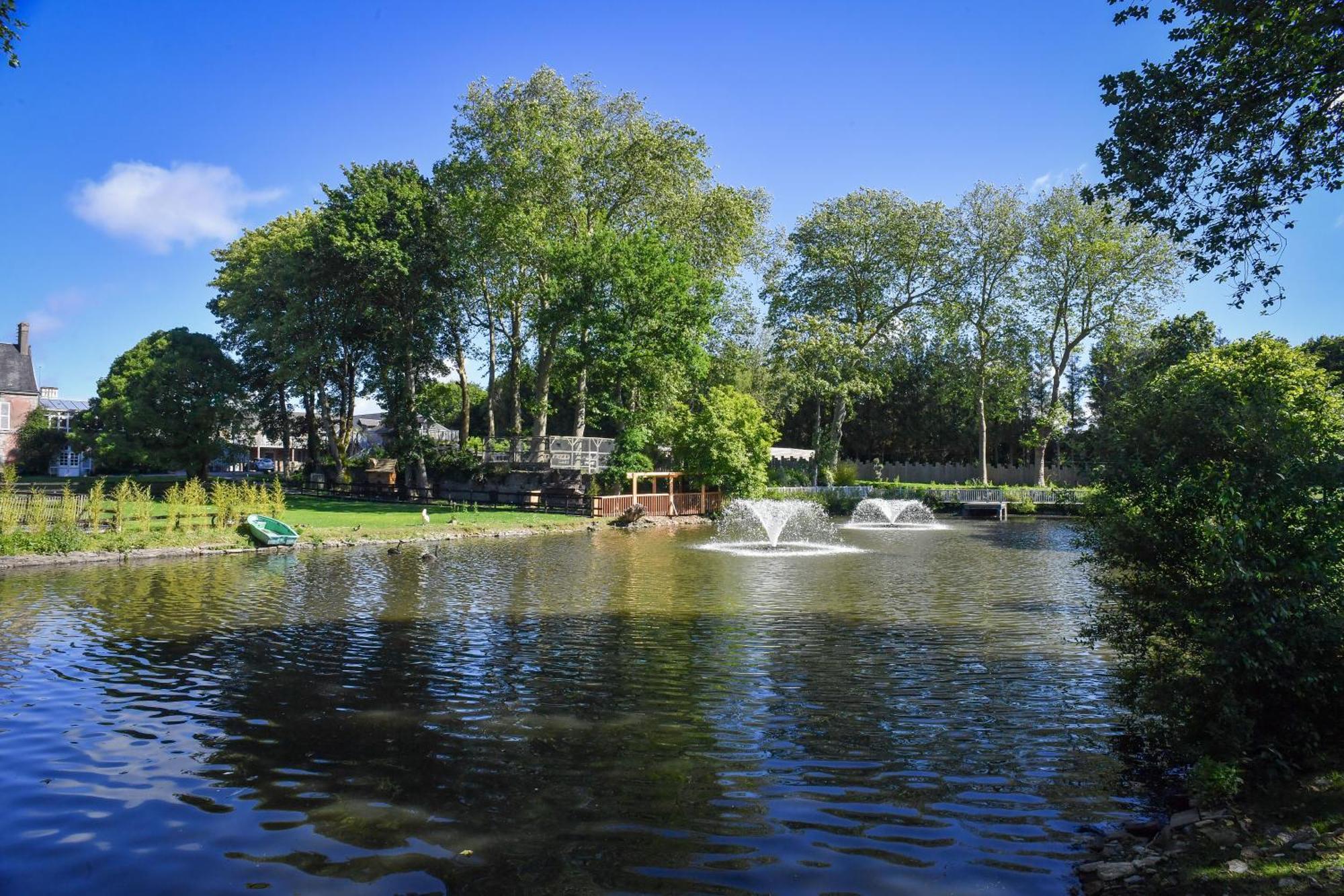 Domaine De La Palombe Guest House Villiers-Fossard Екстериор снимка