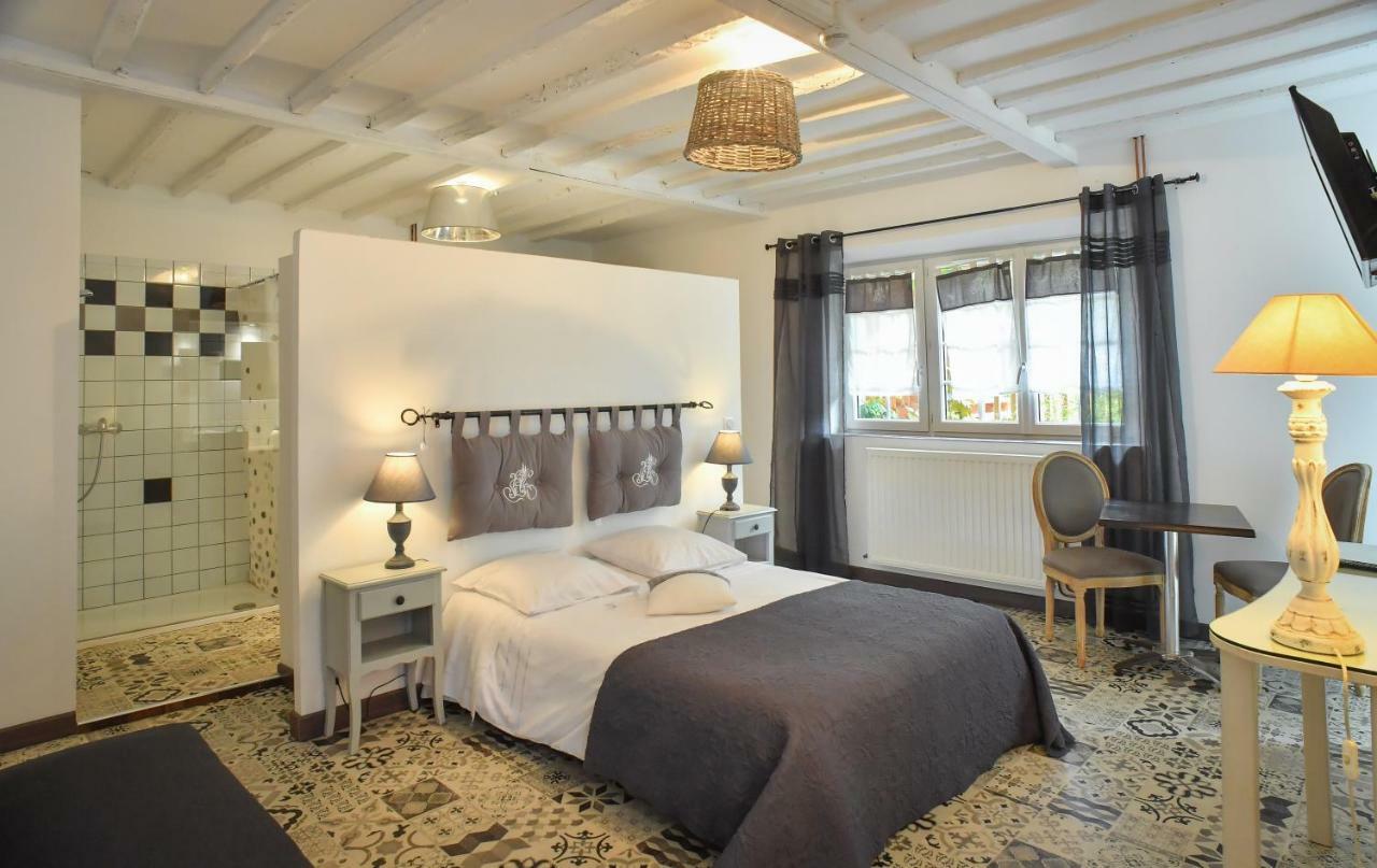 Domaine De La Palombe Guest House Villiers-Fossard Екстериор снимка