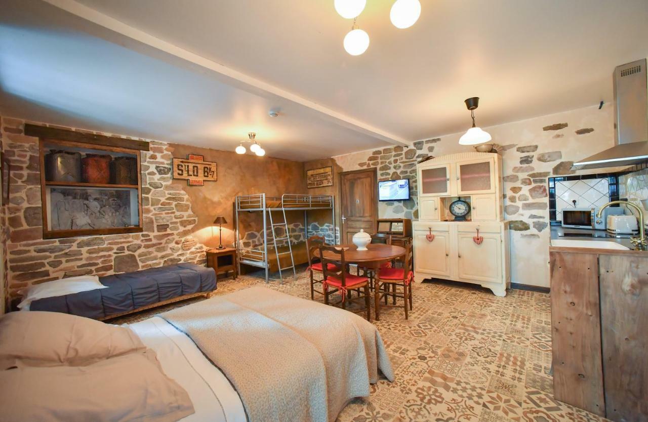 Domaine De La Palombe Guest House Villiers-Fossard Екстериор снимка